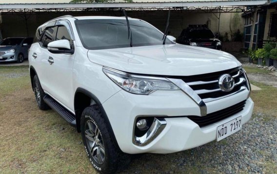 White Toyota Fortuner 2017 for sale in Manila-2