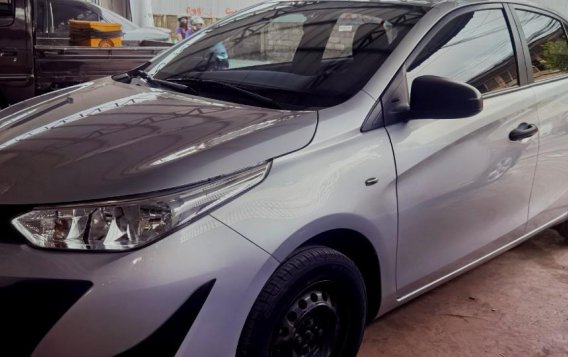 Selling Silver Toyota Vios 2019 in Cebu City-3