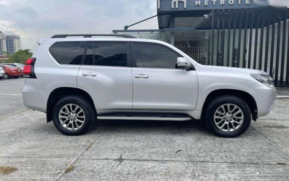 Silver Toyota Land cruiser prado 2018 for sale in Automatic-7