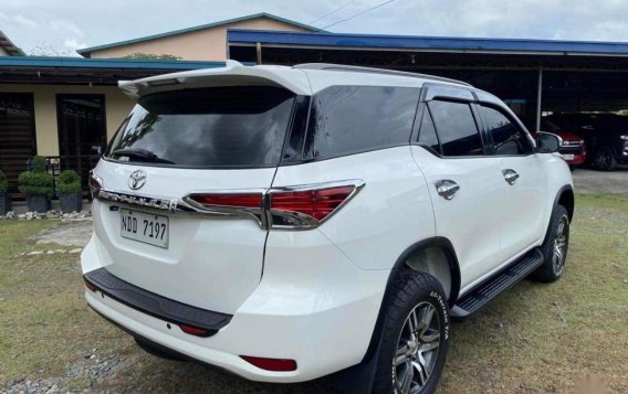 White Toyota Fortuner 2017 for sale in Manila-4