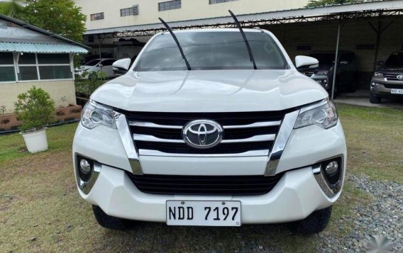 White Toyota Fortuner 2017 for sale in Manila-1