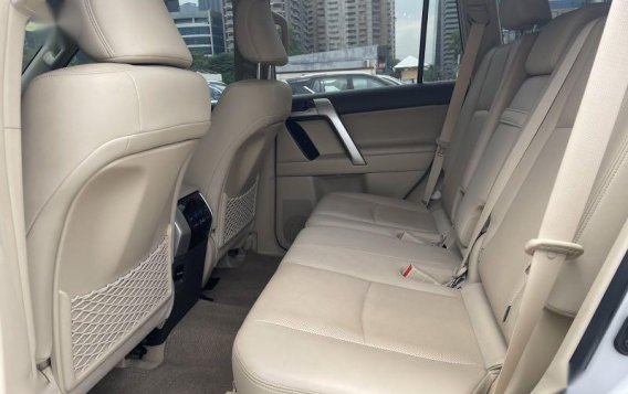 Silver Toyota Land cruiser prado 2018 for sale in Automatic-4