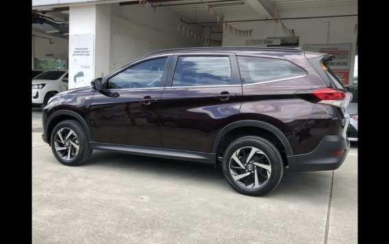 Selling Black Toyota Rush 2018 in Pasay -1