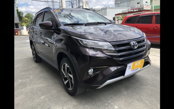 Selling Black Toyota Rush 2018 in Pasay -13