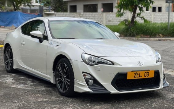 Pearl White Toyota 86 2013 for sale in Angeles-7