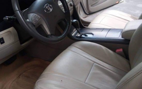 Pearl White Toyota Camry 2008 for sale in Quezon -7