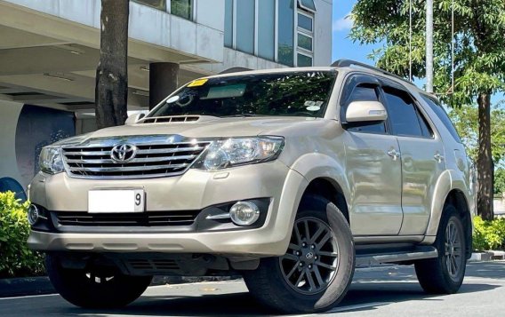 Silver Toyota Fortuner 2015 for sale in Makati-8