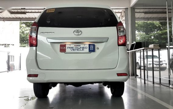 Selling White Toyota Avanza 2020 in Imus-8