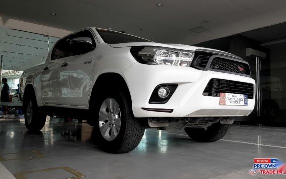 White 2020 Toyota Hilux for sale in Imus-6
