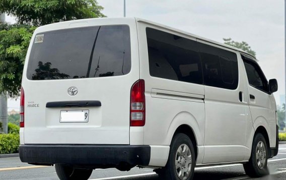 Silver Toyota Hiace 2016 for sale in Makati-3