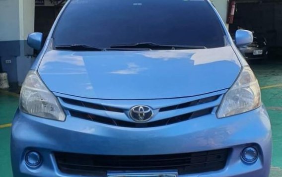 Selling Blue Toyota Avanza 2012 in Las Piñas-3