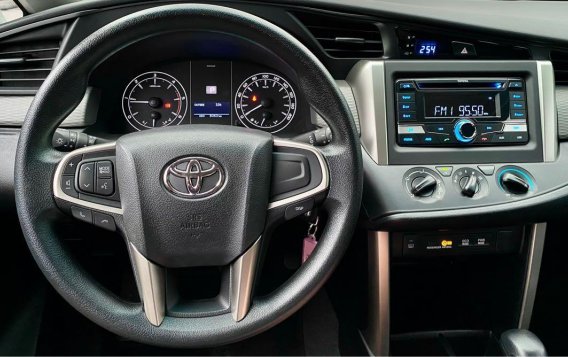 Selling Black Toyota Innova 2021 in Parañaque-2