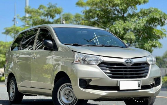 Selling Silver Toyota Avanza 2016 in Makati