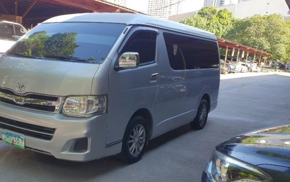 Silver Toyota Grandia 2013 for sale in Pasig 