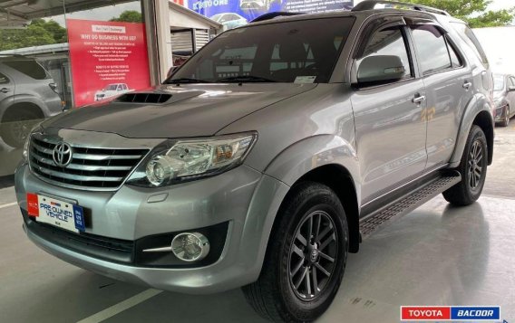 Silver Toyota Fortuner 2015 for sale in Cavite-6