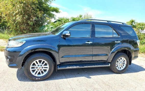 Silver Toyota Fortuner 2012 for sale in Meycauayan-2