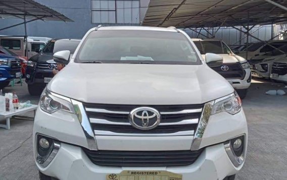 White Toyota Fortuner 2018 for sale in Quezon -1