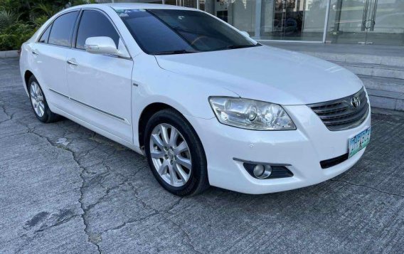 Selling Pearl White Toyota Camry 2007 in Pasig