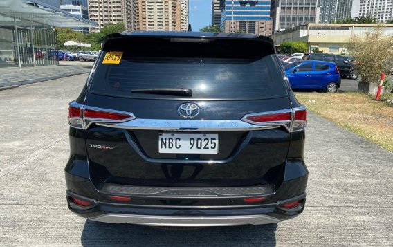 Selling Black Toyota Fortuner 2018 in Pasig-7