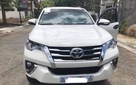 White Toyota Fortuner 2017 for sale in Cavite