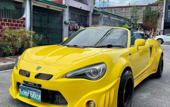 Yellow Toyota MR-S 2001 for sale in Manila-2