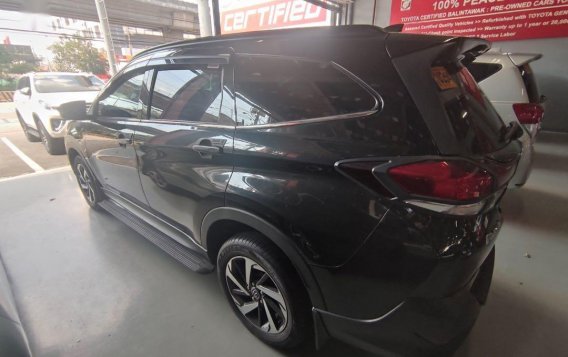 Selling Black Toyota Rush 2020 in Quezon -4