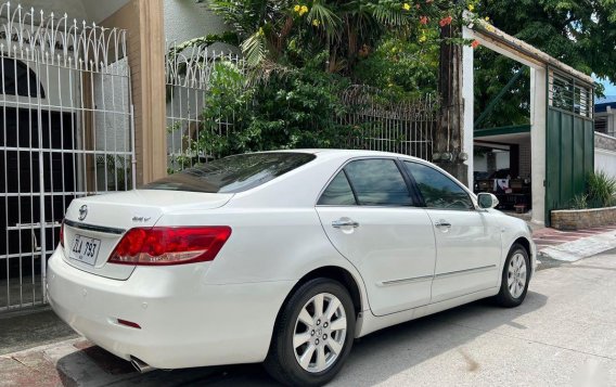 Selling White Toyota Camry 2008 in Manila-4