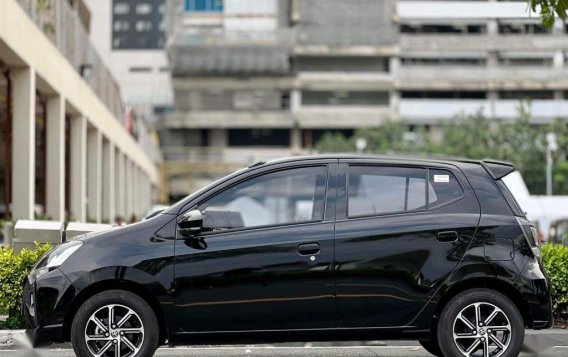 Selling Black Toyota Wigo 2021 in Makati-2