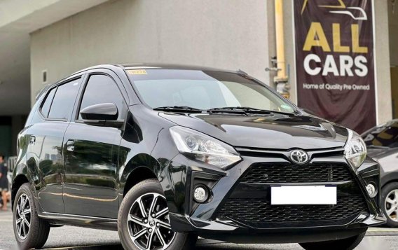 Selling Black Toyota Wigo 2021 in Makati