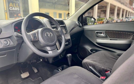 Selling Black Toyota Wigo 2021 in Makati-8