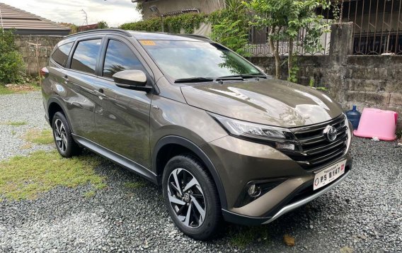 Grey Toyota Rush 2020 for sale in Quezon City-2