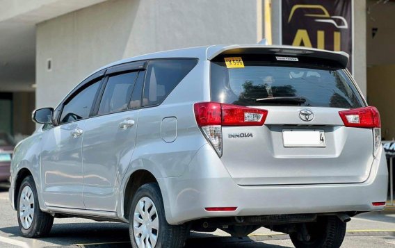 Silver Toyota Innova 2019 for sale in Manual-5