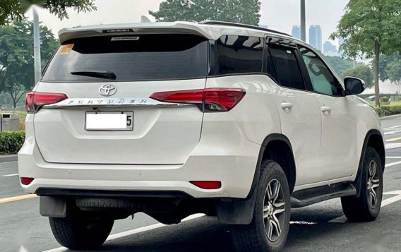White Toyota Fortuner 2019 for sale in Makati-7
