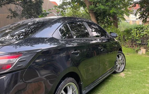 Selling Black Toyota Vios 2017 in Quezon City-2