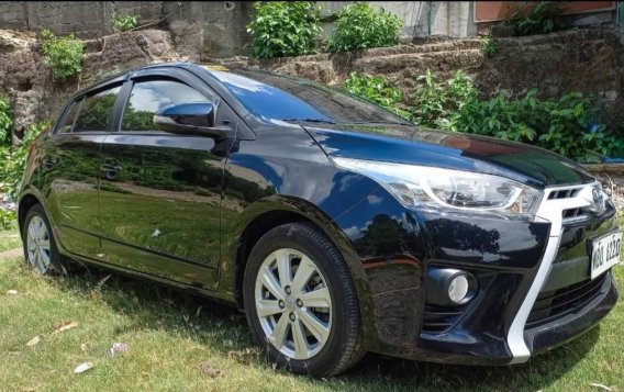 Black Toyota Yaris 2017 for sale in Parañaque-2