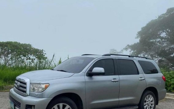 Selling Silver Toyota Sequoia 2010 in Pasig-1