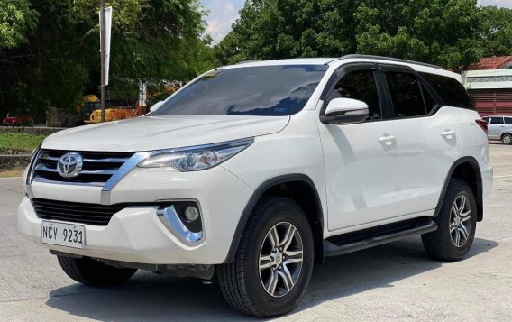 White Toyota Fortuner 2017 for sale-2