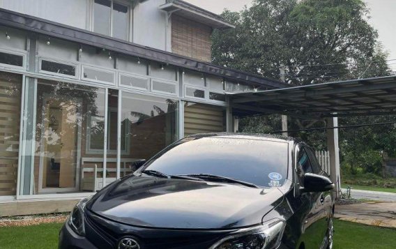 Selling Black Toyota Vios 2017 in Quezon City-0
