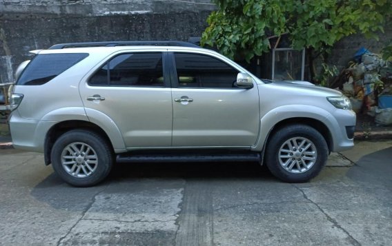 Sell Silver 2013 Toyota Fortuner in Manila-1