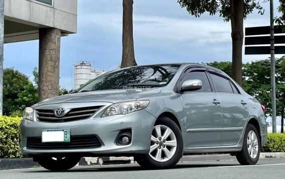 2011 Toyota Corolla Altis in Makati, Metro Manila-6