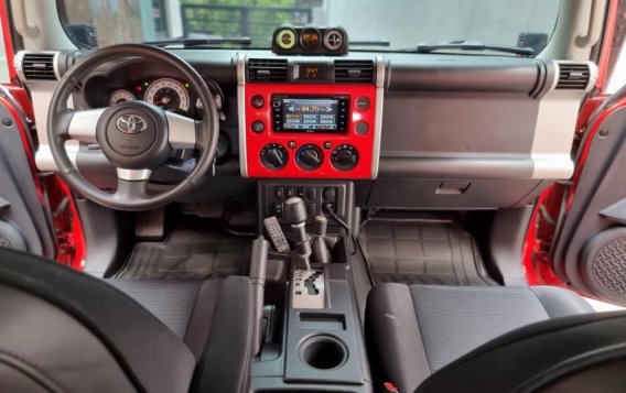 2016 Toyota FJ Cruiser  4.0L V6 in Quezon City, Metro Manila-16