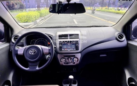 2017 Toyota Wigo  1.0 G MT in Makati, Metro Manila-4