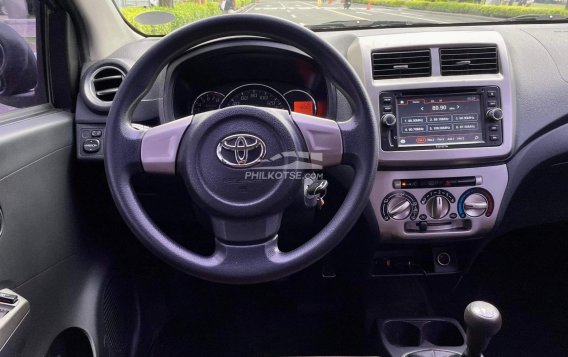 2017 Toyota Wigo  1.0 G MT in Makati, Metro Manila-6
