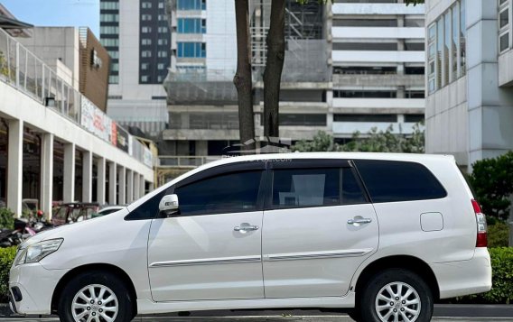 2015 Toyota Innova in Makati, Metro Manila-4