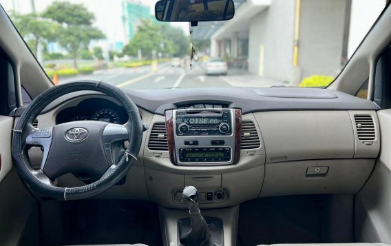 2015 Toyota Innova in Makati, Metro Manila-5
