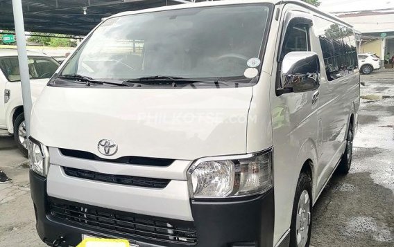 2016 Toyota Hiace in Pasay, Metro Manila-8