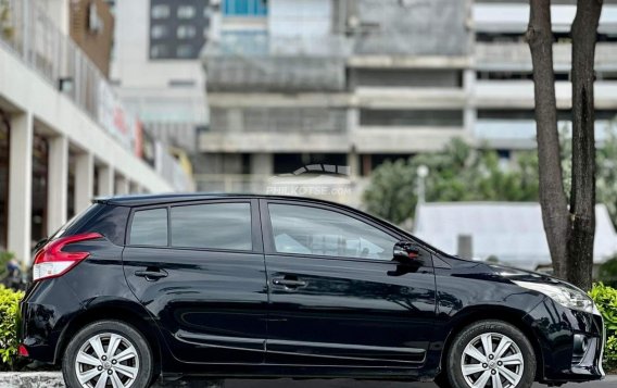 2017 Toyota Yaris in Makati, Metro Manila-6