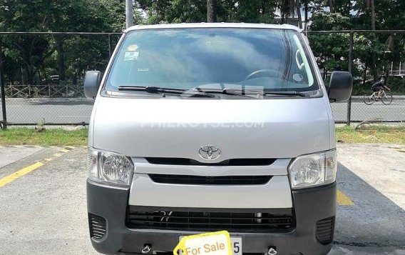 2019 Toyota Hiace Super Grandia in Pasay, Metro Manila-9