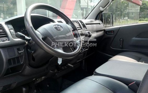 2019 Toyota Hiace Super Grandia in Pasay, Metro Manila-1