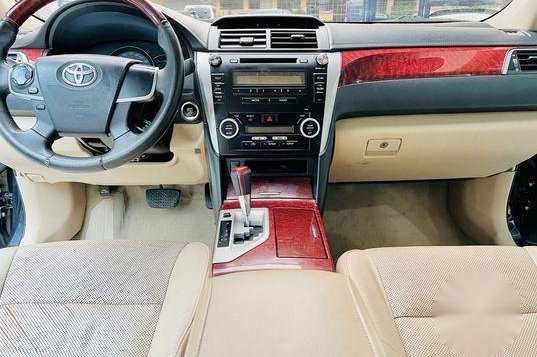Purple Toyota Camry 2013 for sale in Automatic-9